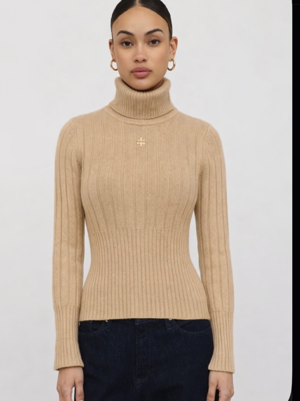 Rare center logo Tory Burch cashmere turtleneck knit $1200 M designer spring